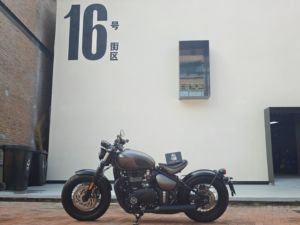 二手凯旋Bonneville Bobber