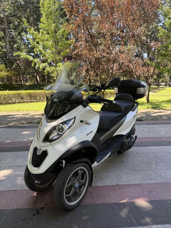 二手比亚乔MP3 500