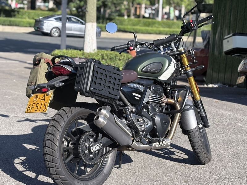 二手凯旋Scrambler 400 X
