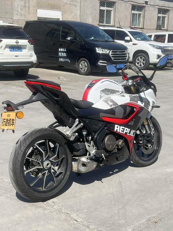 二手QJMOTOR赛250