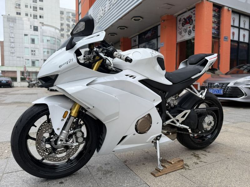 二手张雪机车500RR