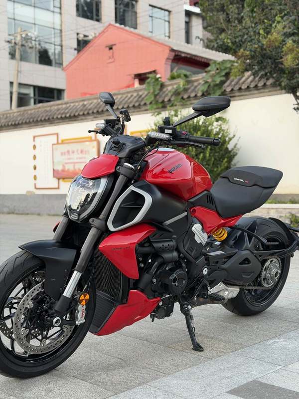二手杜卡迪Diavel V4
