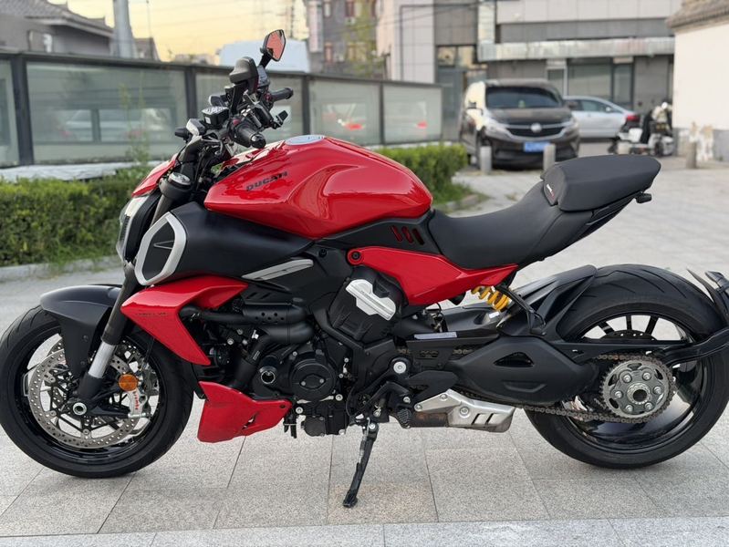 二手杜卡迪Diavel V4