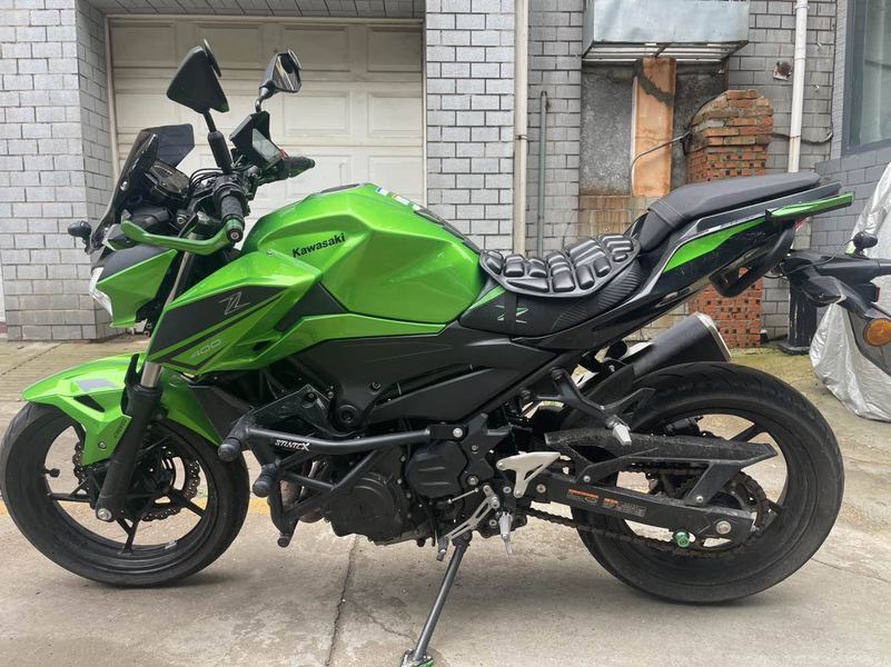 二手川崎Z400