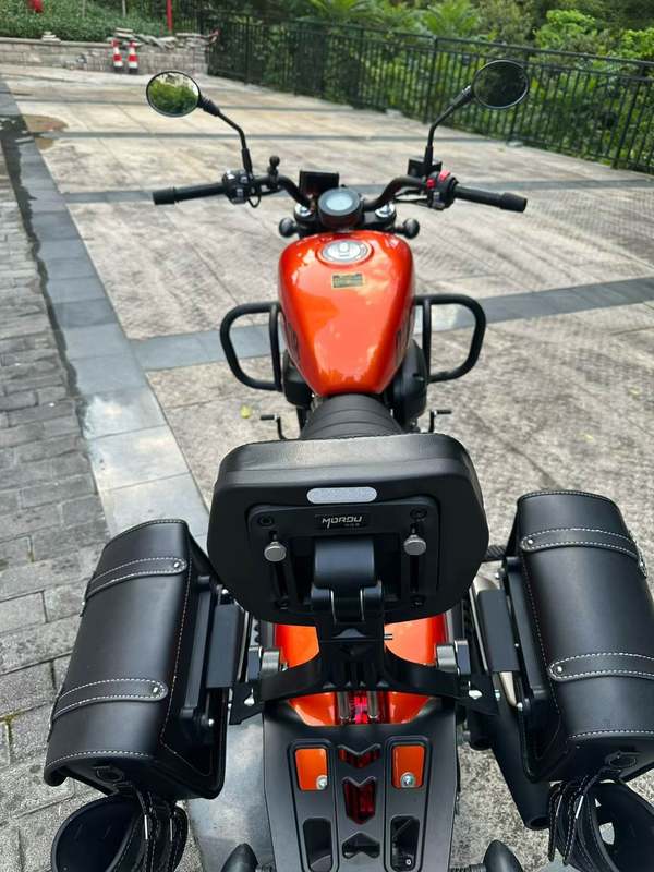 二手QJMOTOR闪300
