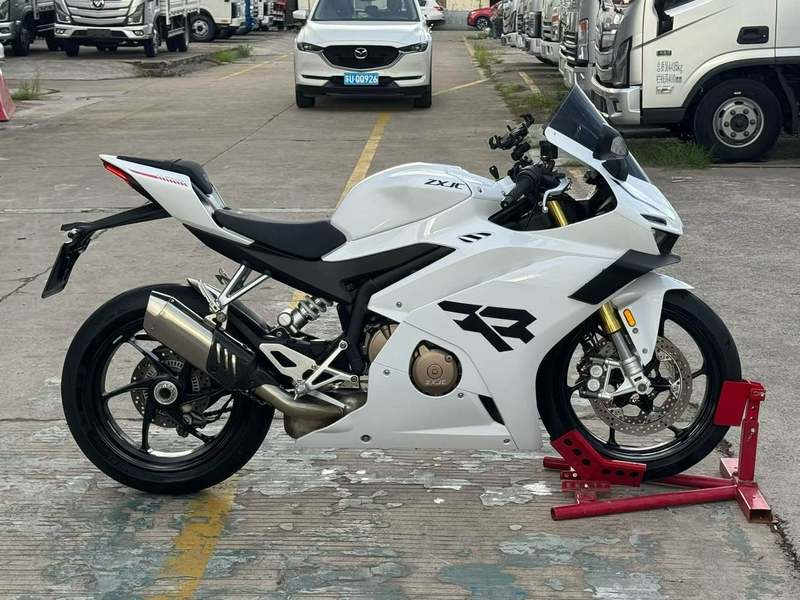 二手张雪机车500RR