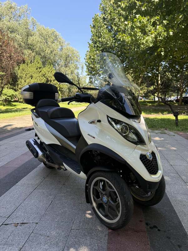 二手比亚乔MP3 500