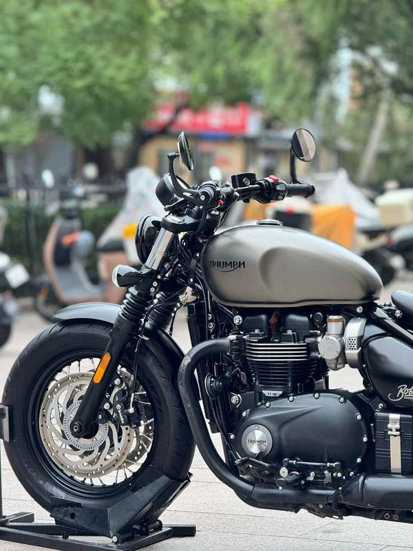 二手凯旋Bonneville Bobber