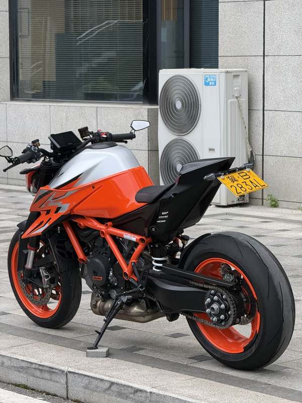 二手KTMR2R1290 Super Duke