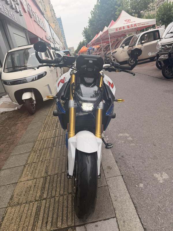 二手宝马F 900 R