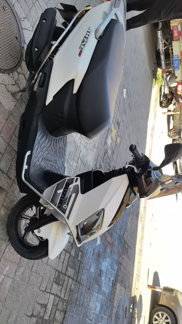 二手济南铃木UY125