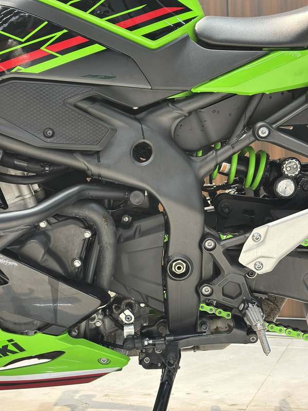 二手川崎ZX-4R