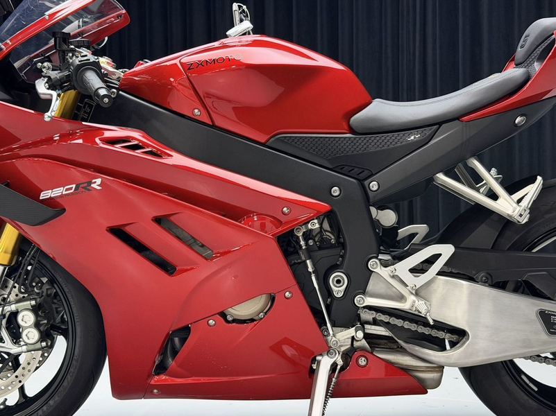 二手张雪机车820RR