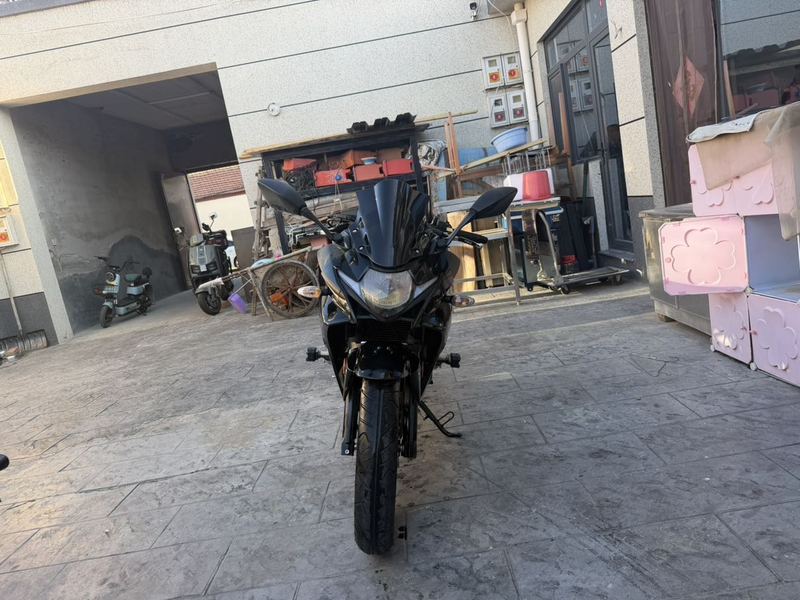 二手豪爵铃木GSX250R