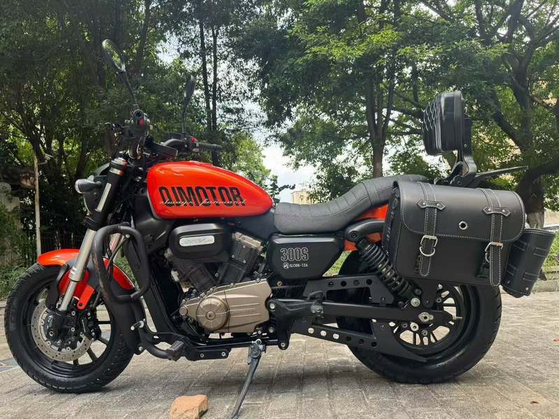 二手QJMOTOR闪300