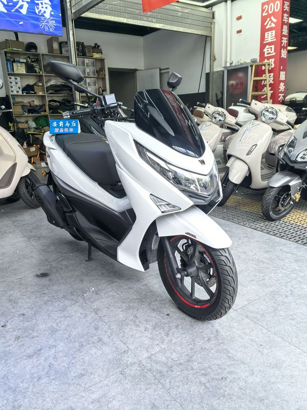二手豪爵UHR150