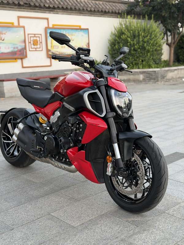 二手杜卡迪Diavel V4