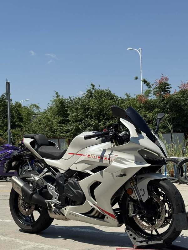 二手QJMOTOR赛600