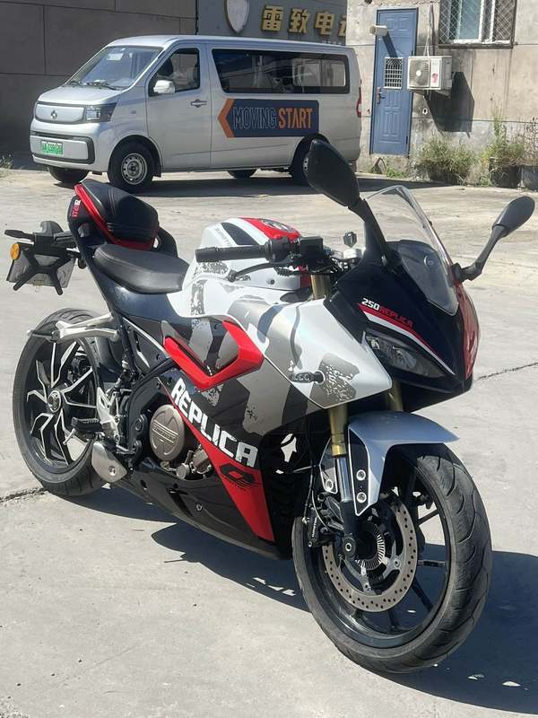 二手QJMOTOR赛250