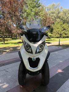 二手比亚乔MP3 500