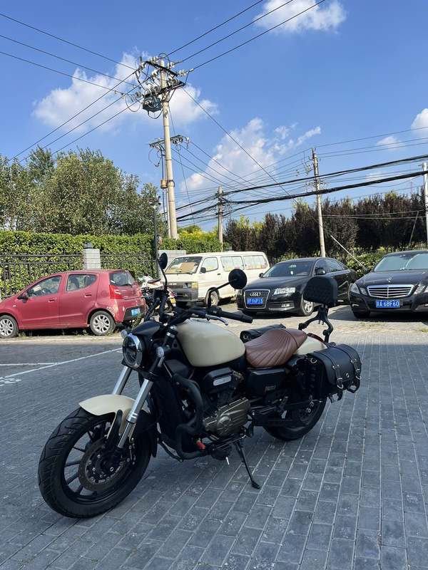 二手QJMOTOR闪300