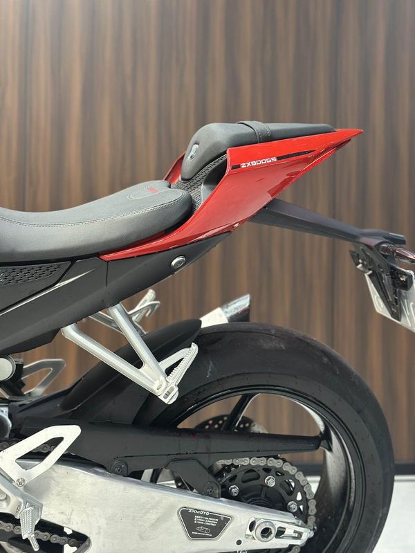 二手张雪机车820RR