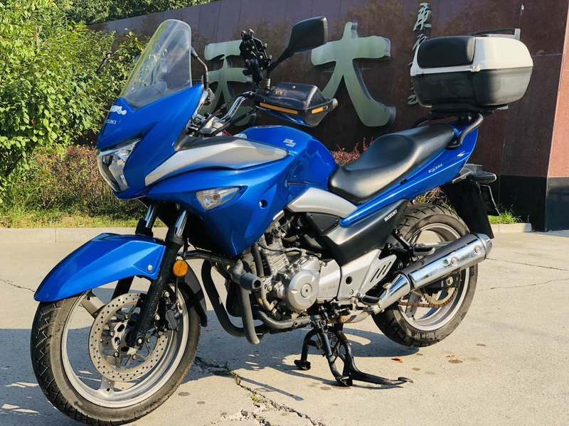 二手豪爵铃木骊驰 GW250