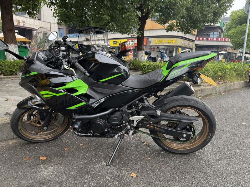 二手川崎Ninja 400