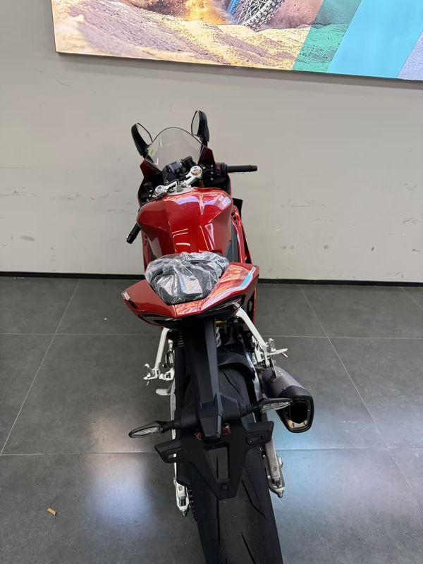 二手张雪机车820RR
