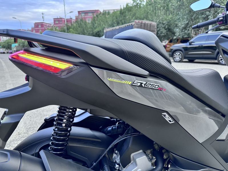 二手无极SR250GT