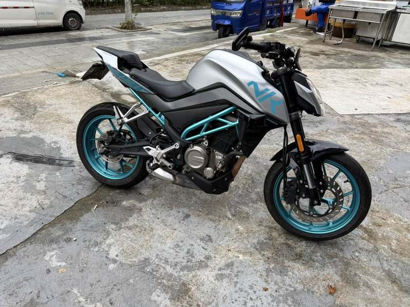 二手春风250NK