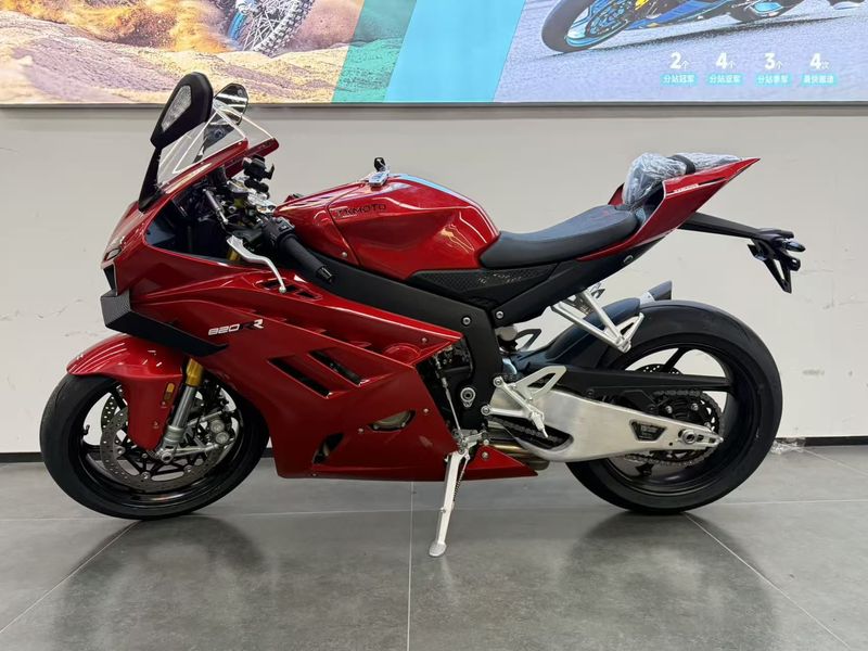 二手张雪机车820RR