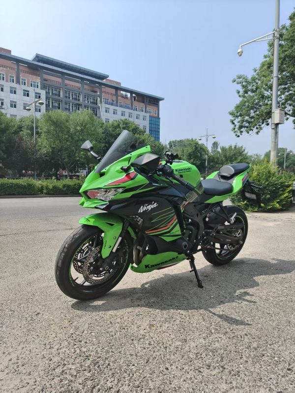 二手川崎ZX-4R
