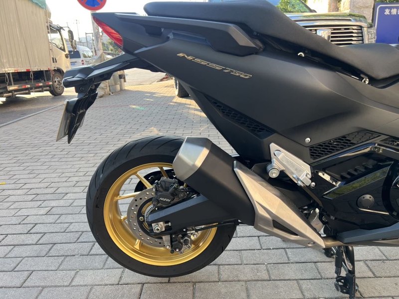 二手本田NSS750