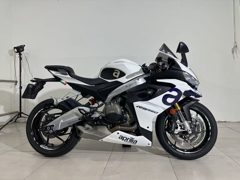 二手阿普利亚RS 660 