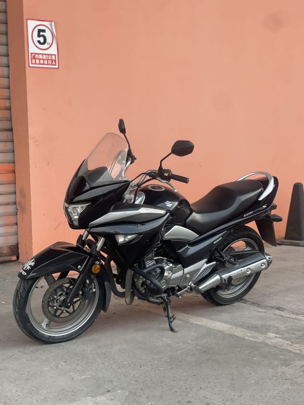 二手豪爵铃木骊驰 GW 250S