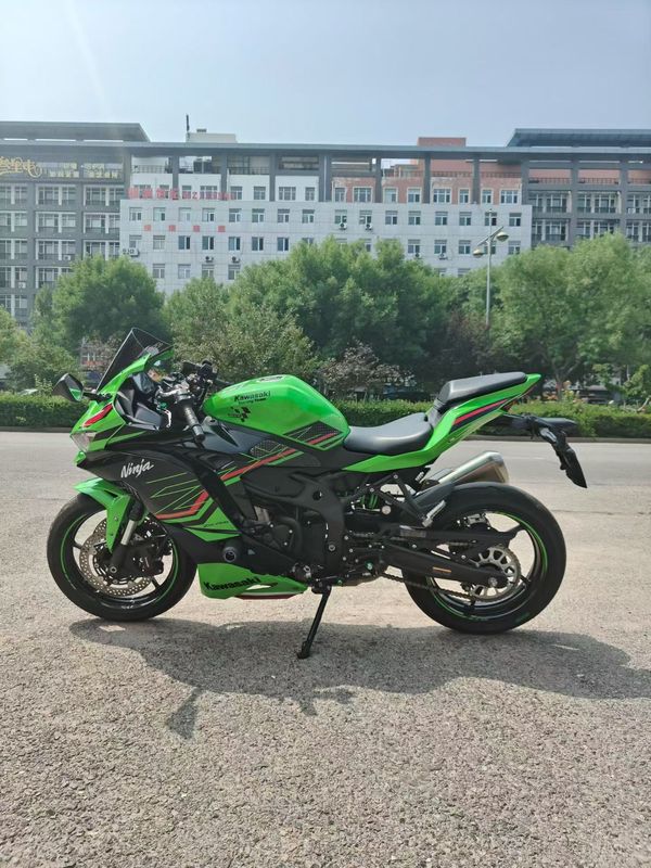二手川崎ZX-4R