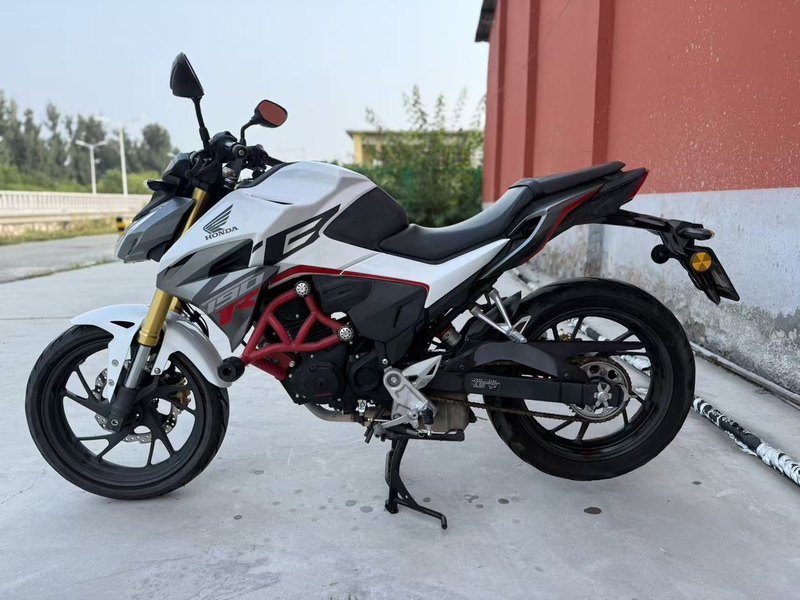 二手五羊本田CB190R 暴锋眼