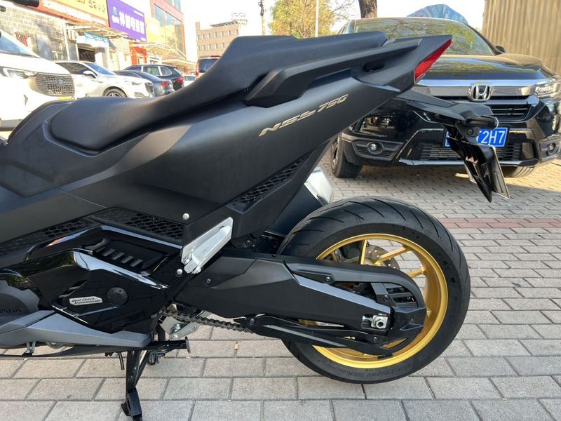 二手本田NSS750