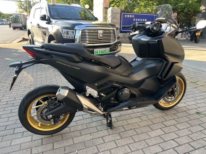 二手本田NSS750