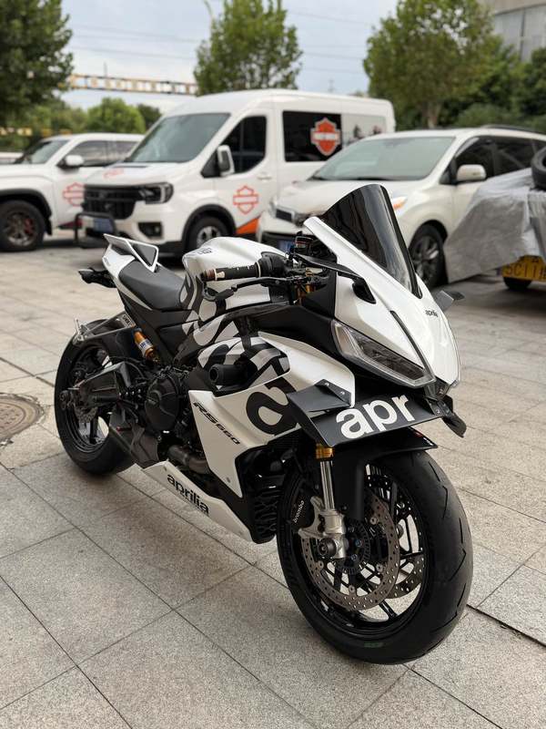 二手阿普利亚RS 660 