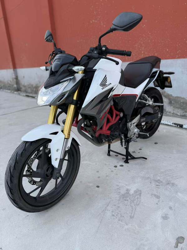 二手五羊本田CB190R 暴锋眼