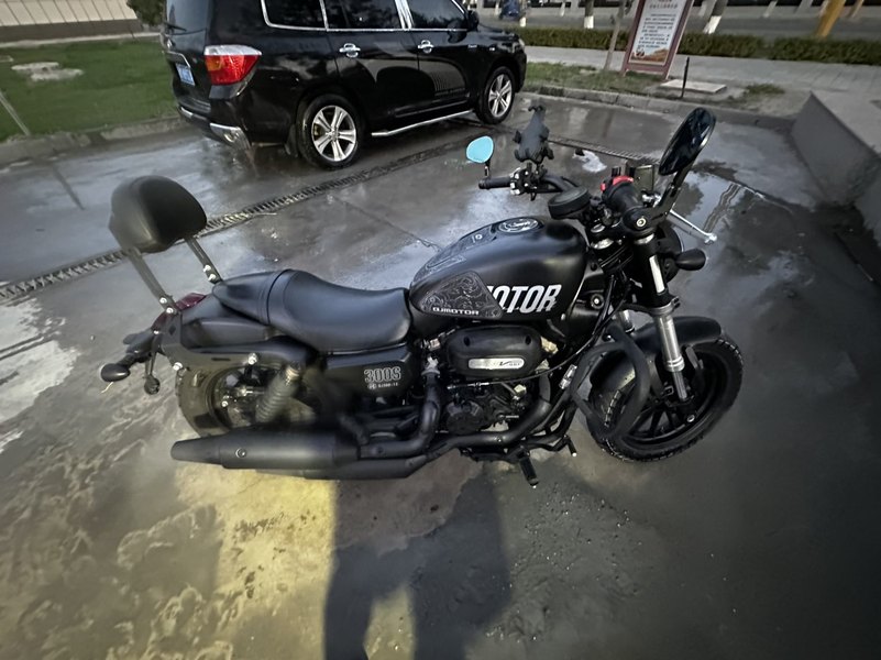 二手QJMOTOR闪300