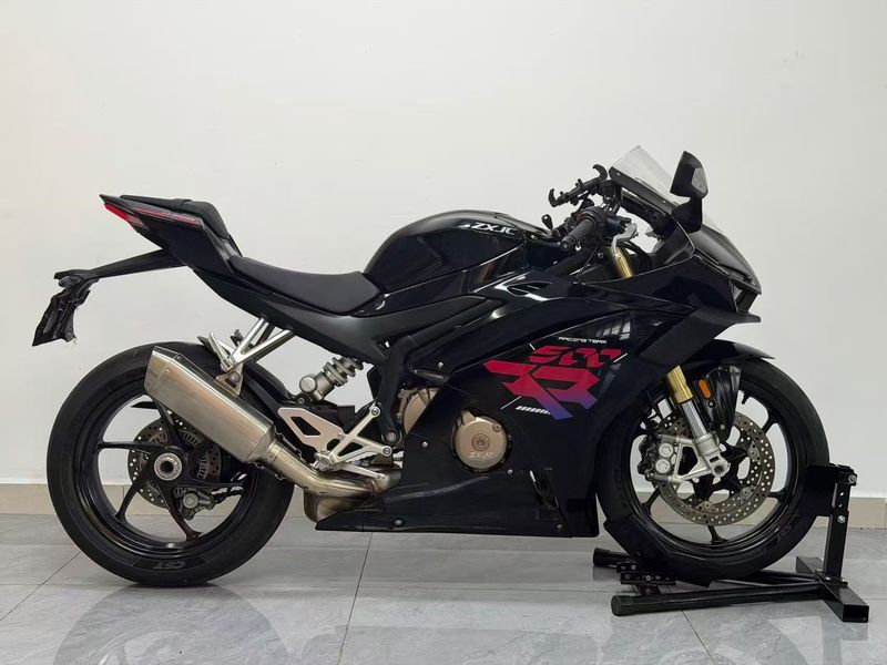二手张雪机车500RR