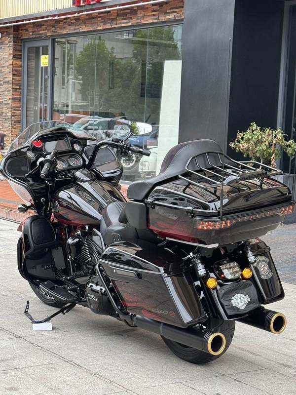 二手哈雷戴维森公路滑翔 Road Glide