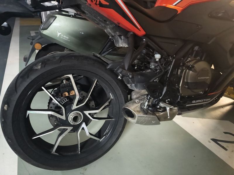 二手QJMOTOR赛400