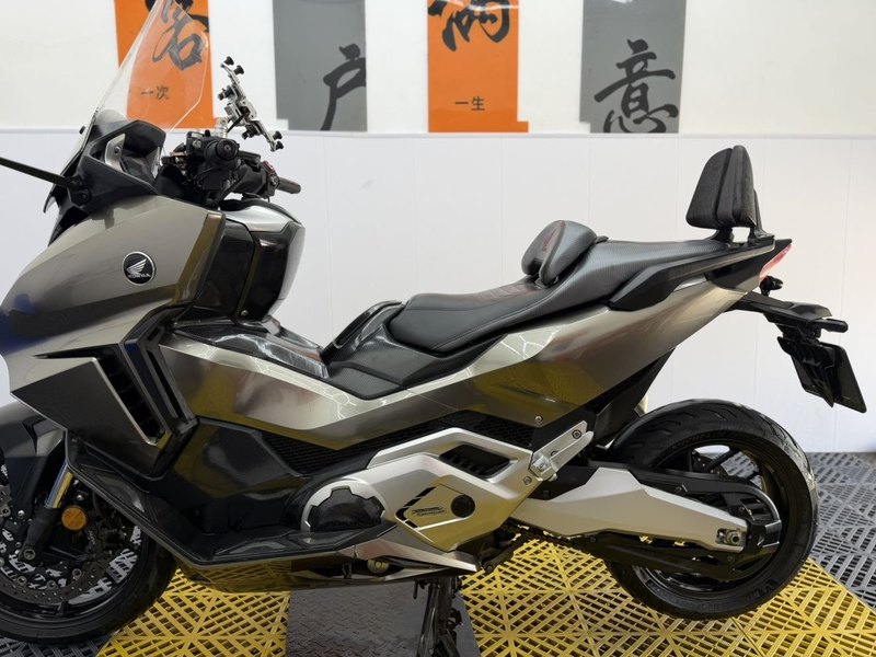 二手本田NSS750