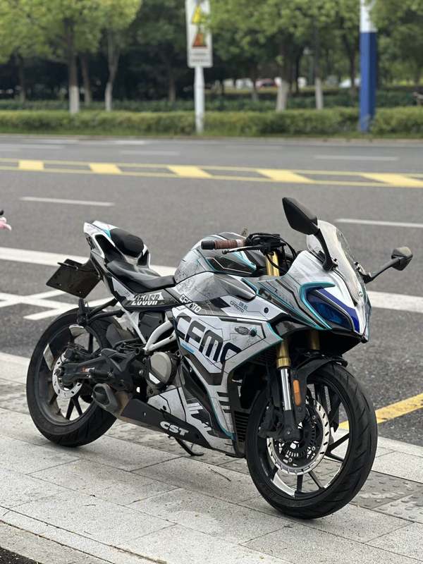 二手春风250SR