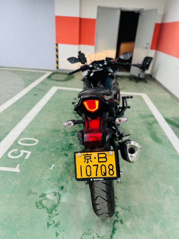 二手豪爵铃木GSX250R