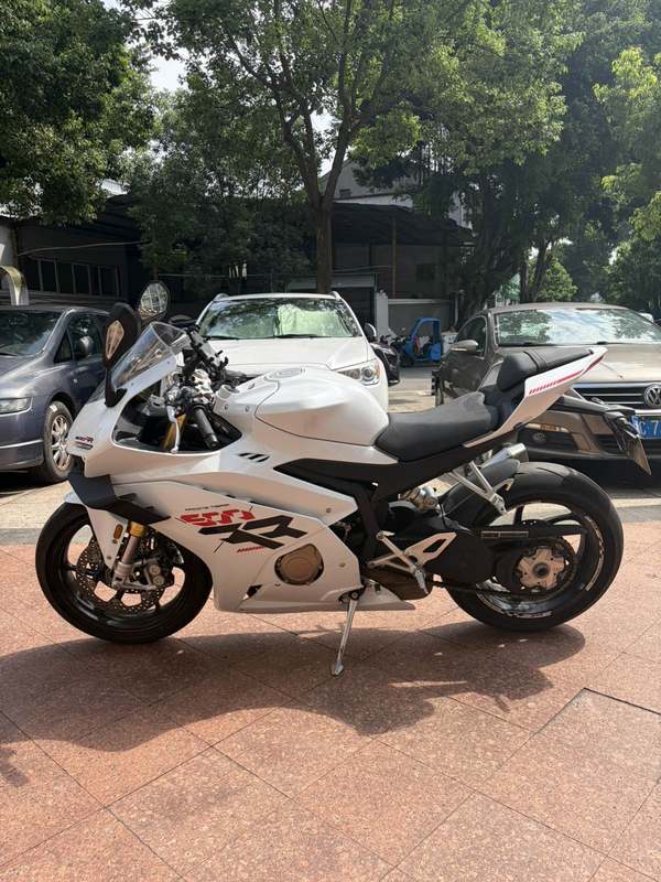 二手张雪机车500RR